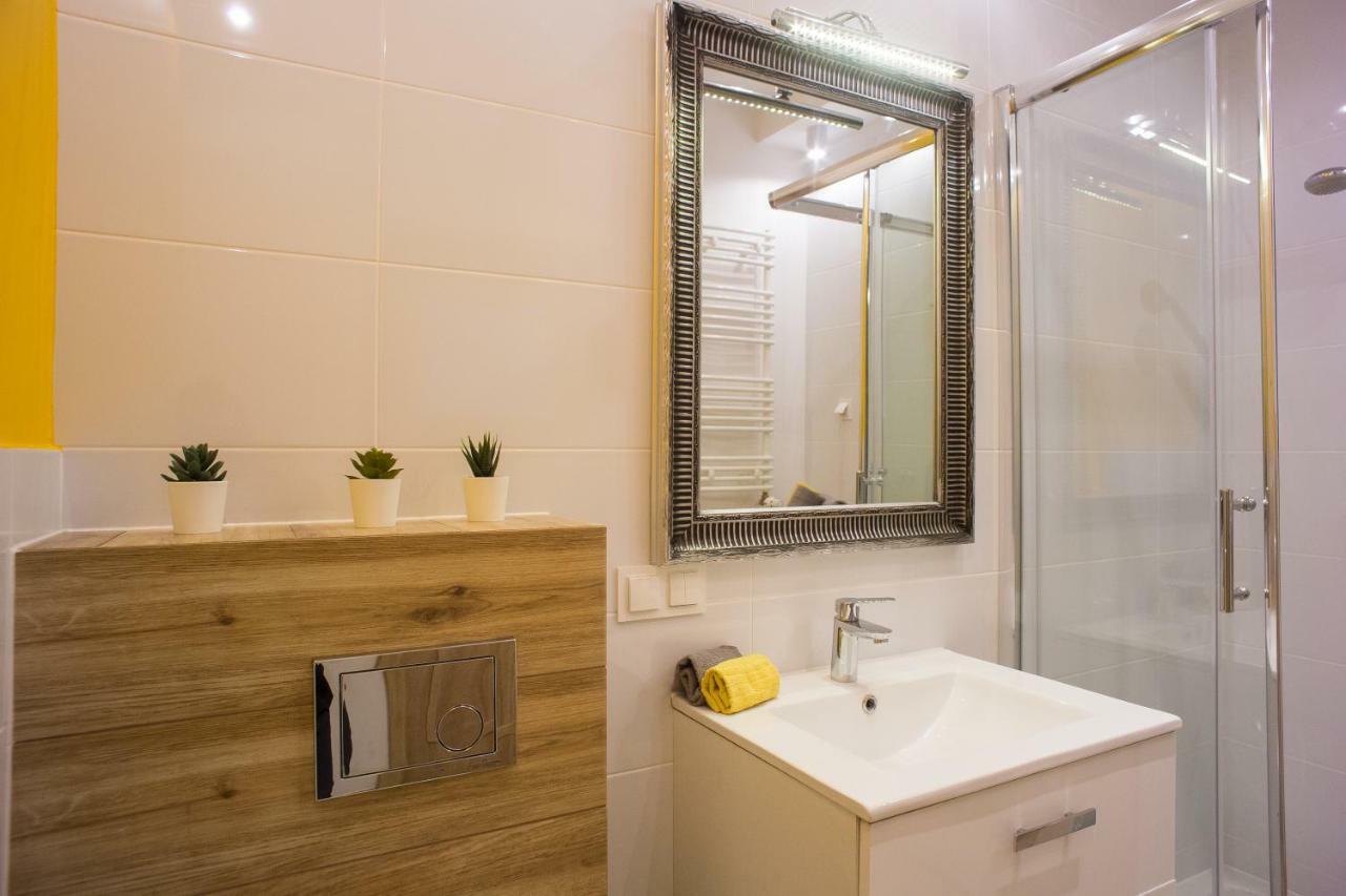Stary Toruń Atrium Apartment Z Garazem מראה חיצוני תמונה